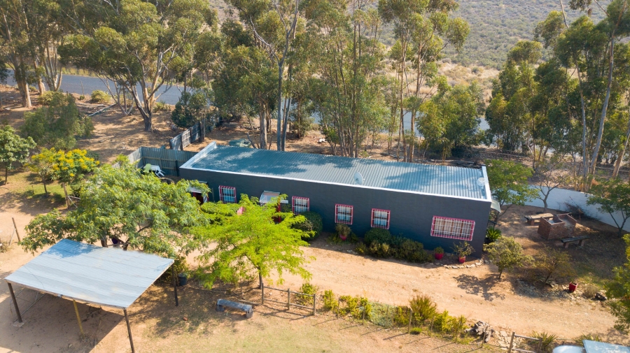 10 Bedroom Property for Sale in Montagu Rural Western Cape